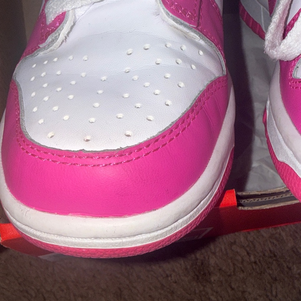 Nike Dunk Low - Picture 6 of 10